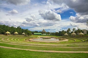 See im Art of Living Ashram in Bangalore