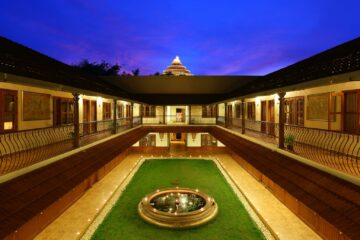 Innenbereich des Therapiegebäude vom Sri Sri Panchakarma im Art of Living Ashram