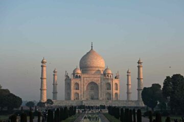 Blick auf den Tah Mahal in Agra