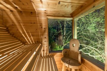 Sauna mit Blick in die Natur