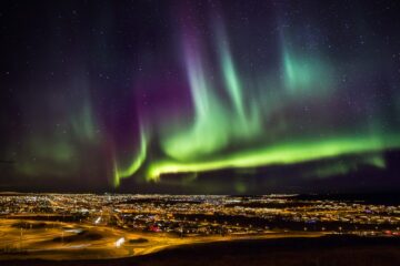 Nordlichter über Reykjavik