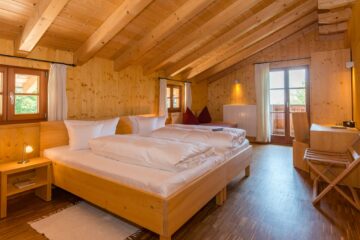 Doppelzimmer unter dem Dach