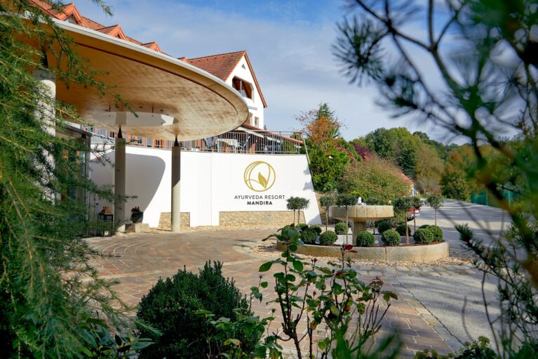 Eingang Resort
