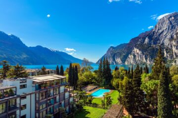 Hotel mit Seepanorama