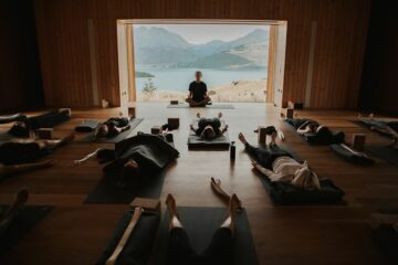 Yoga & Meditation im Aro Hā
