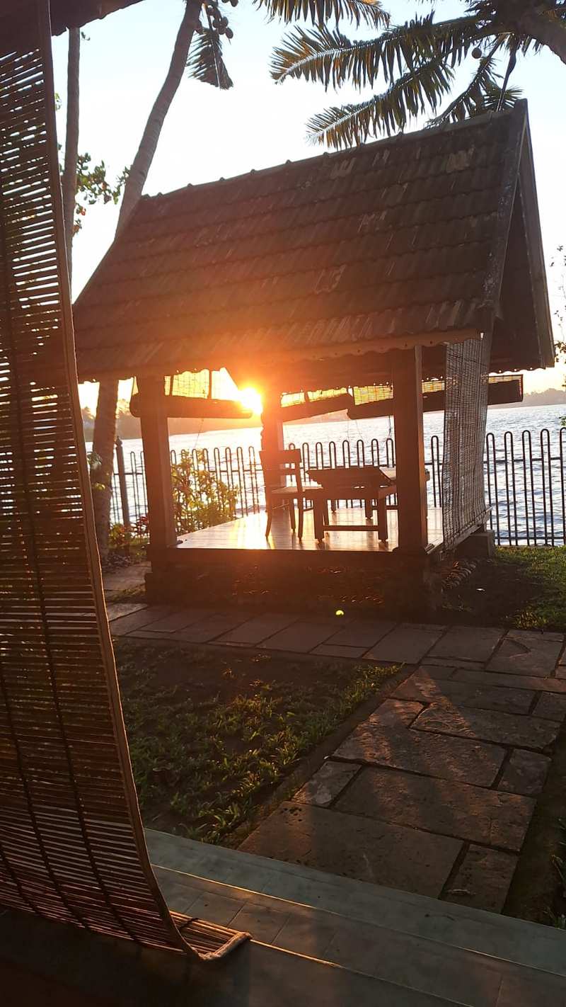 Anaamaya: Idyllisches Ayurveda-Resort am See