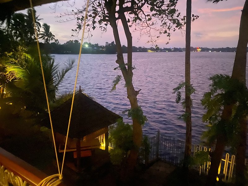 Anaamaya: Idyllisches Ayurveda-Resort am See