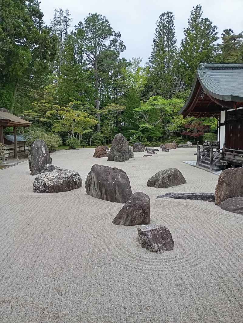 Japan in Ruhe erleben: Kleingruppen-Rundreise mit Wabi-Sabi-Flair